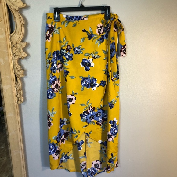 Midnight Sky Dresses & Skirts - Midnight Sky partial wrap skirt! Midnight Sky Dresses & Skirts - Midnight Sky partial wrap skirt!